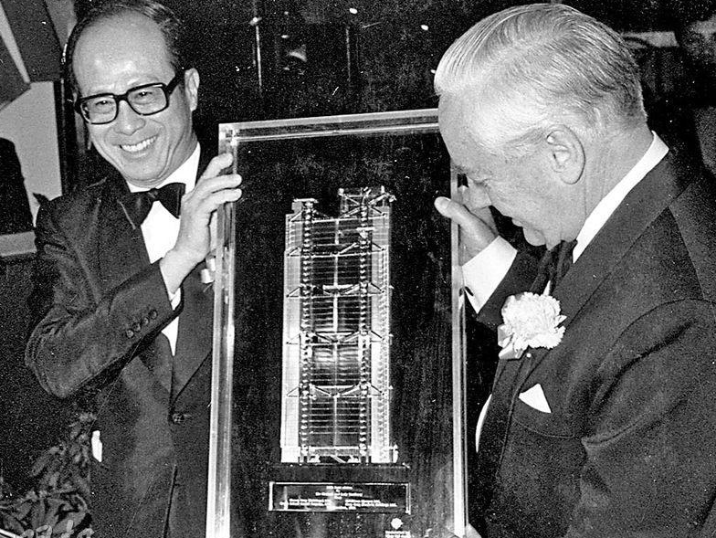 李嘉诚一生的4个贵人：一人将女儿嫁给他，一人帮他赚了1600亿