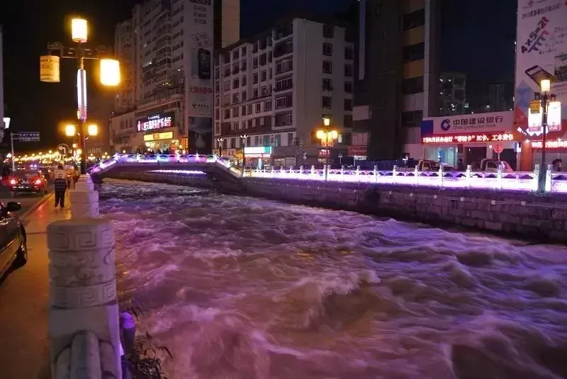 四川民族学院落户泸定！而我们却把青春留给了姑咱的风和大渡河！