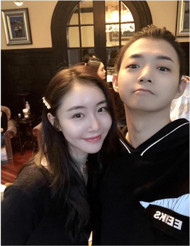 施冰岚微博状态(施冰岚自从分手以来的状态)