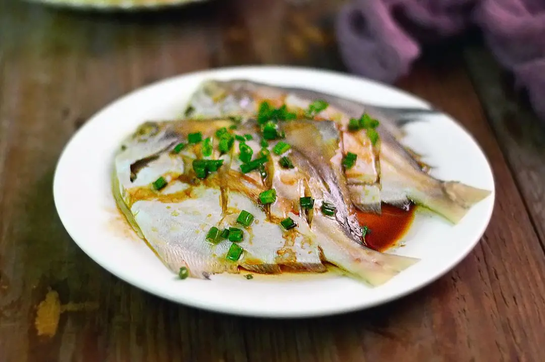 休渔期，广东人当然是继续吃海鲜啊