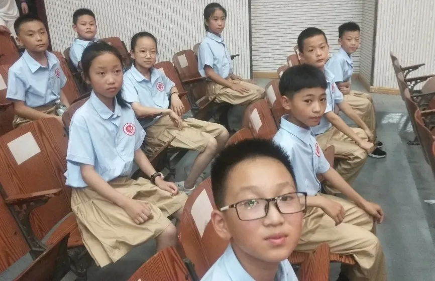 南阳市实验学校管乐团登上了省级舞台