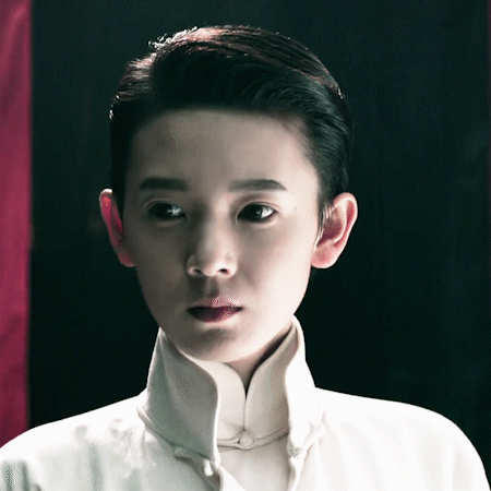 别以为贴个胡子就是女扮男装，这6位女星的男装太帅，真不糊弄人