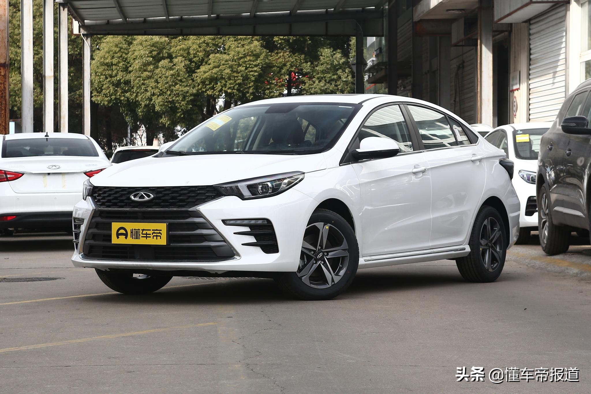 新车 | 外内焕然一新，预售7万元起，北京U5 PLUS将于9月23日上市