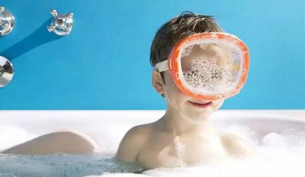 小孩舞蹈班换衣服被偷窥：这不是小事，是隐性性伤害