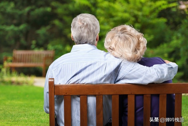七旬老人感叹：人一定得有“资本，”才能换来老年的陪伴与幸福