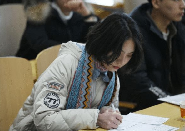 大学里值得花时间考的资格证书，含金量高，毕业后大有用处