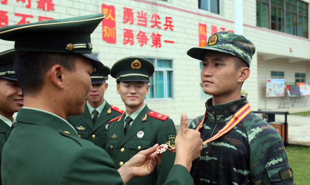 义务兵转“军士”和考“士官学校”有什么区别吗？