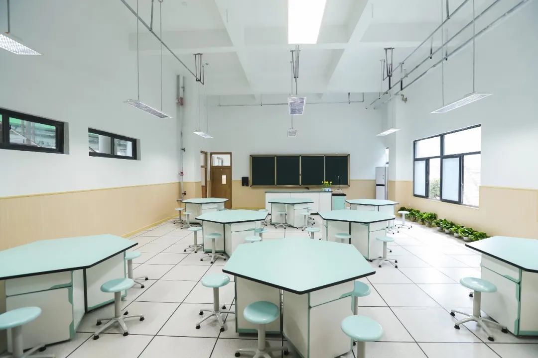 教育园区冉冉升起的一颗新星｜实地探访绵阳东辰聚星国际学校