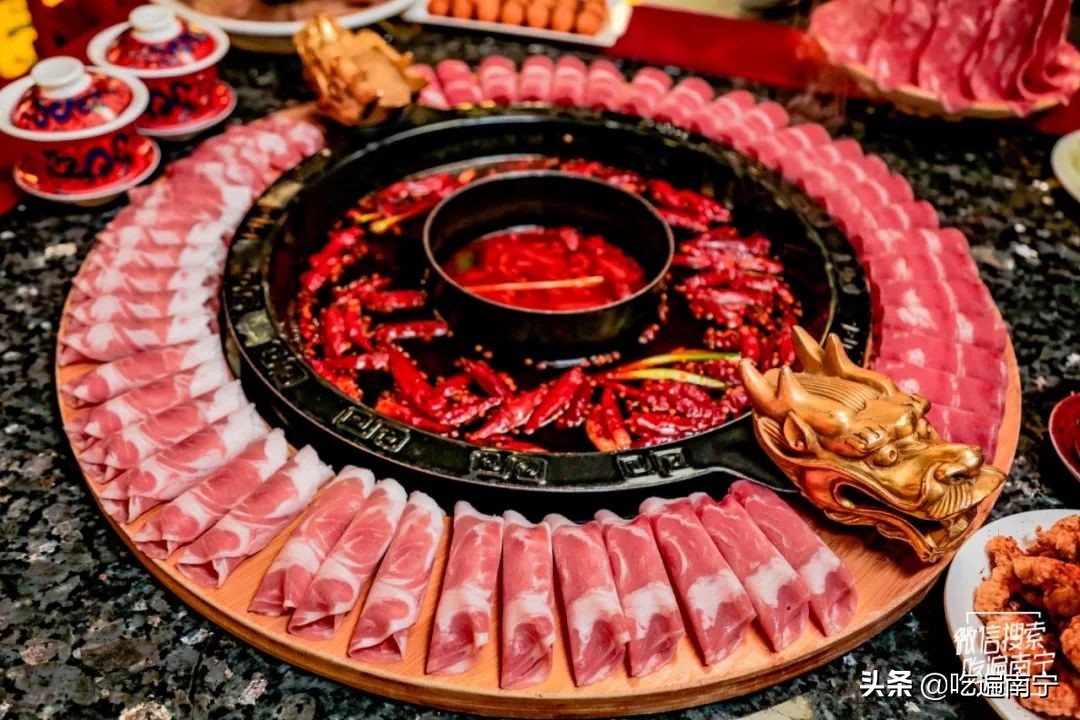 南宁这家武侠风火锅，专吃地道的川味牛油锅