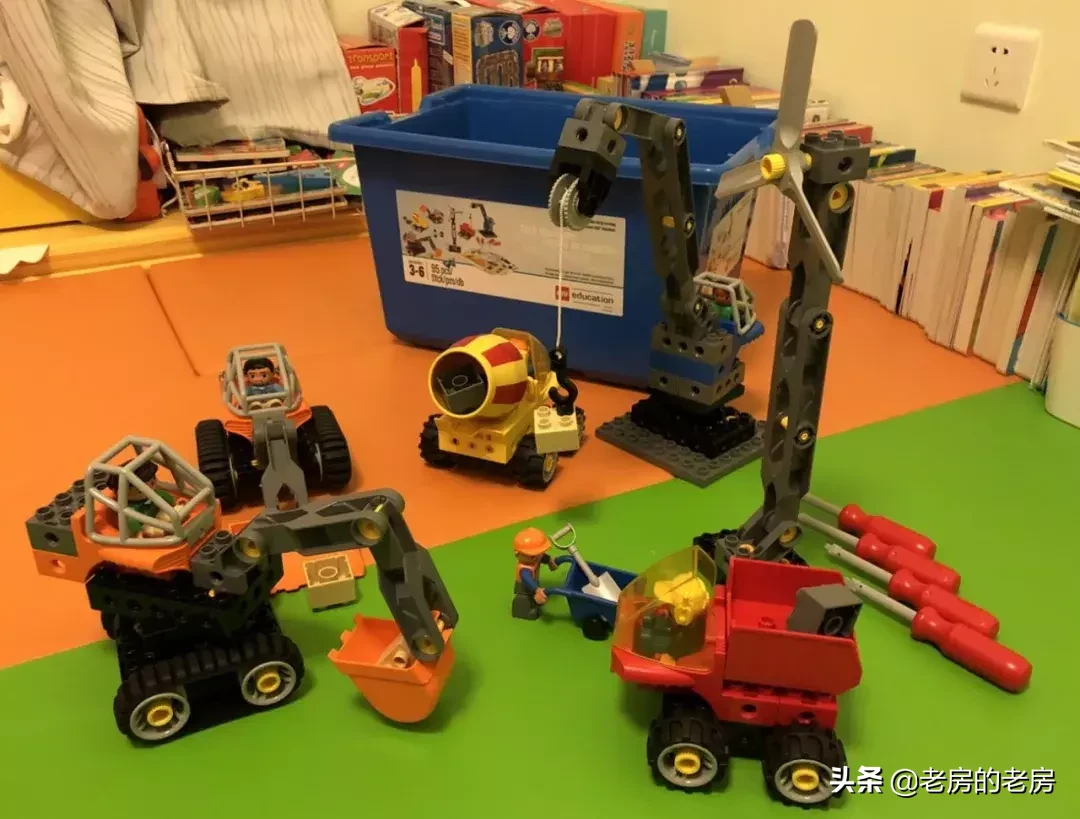 学挖掘机哪家强？乐高教育帮你忙