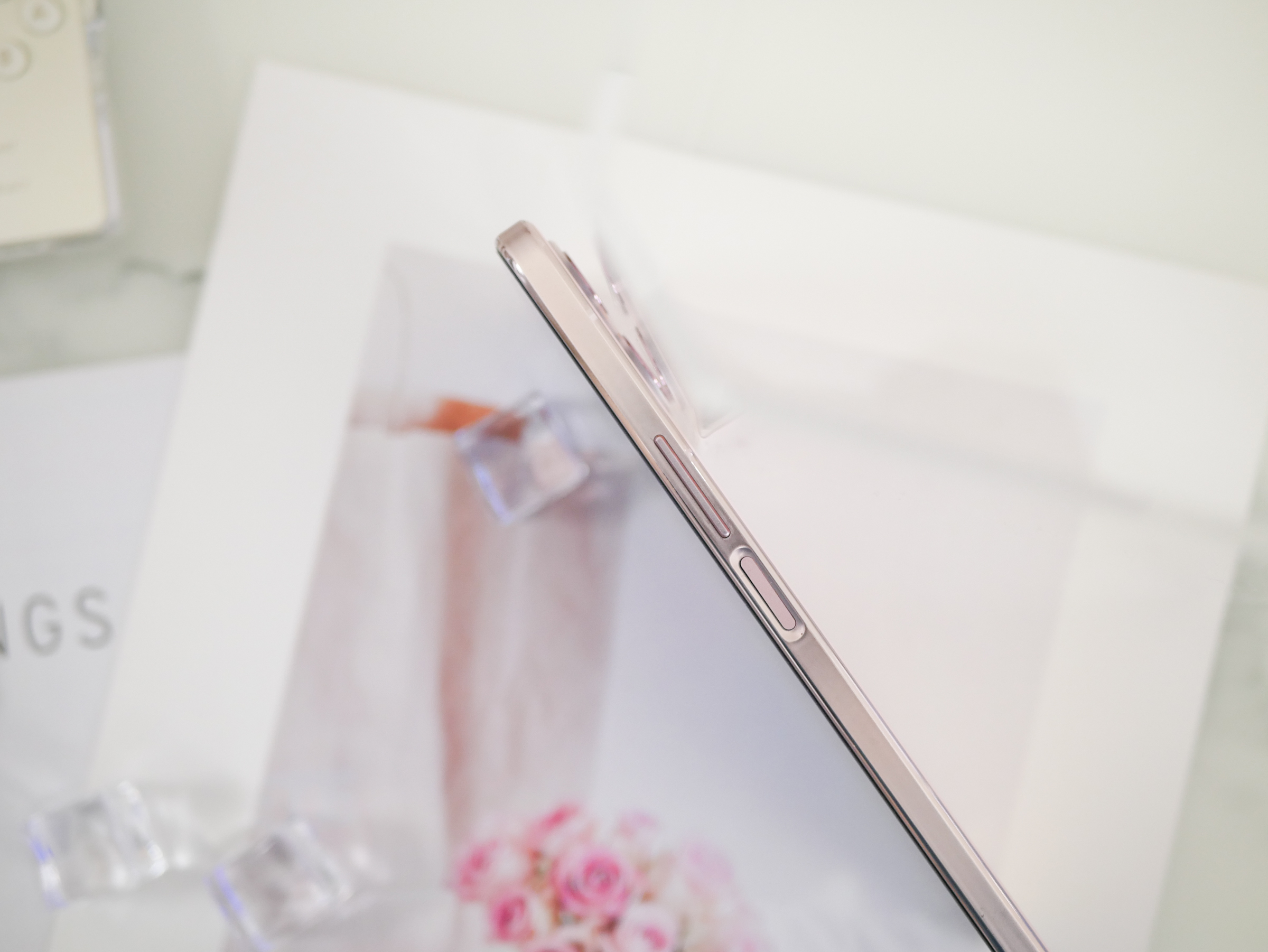 荣耀X30i首发体验：最轻薄的千元机！1399起，荣耀真正的实力？