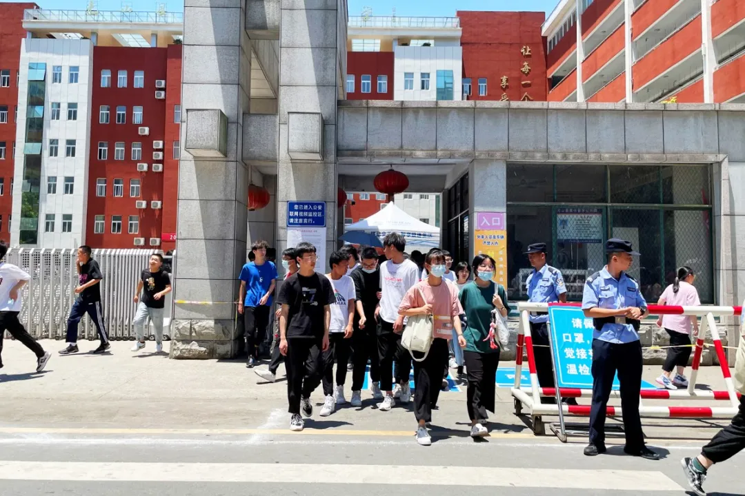 光山：现场直击高考第一天！一起看光山学子乘风破浪