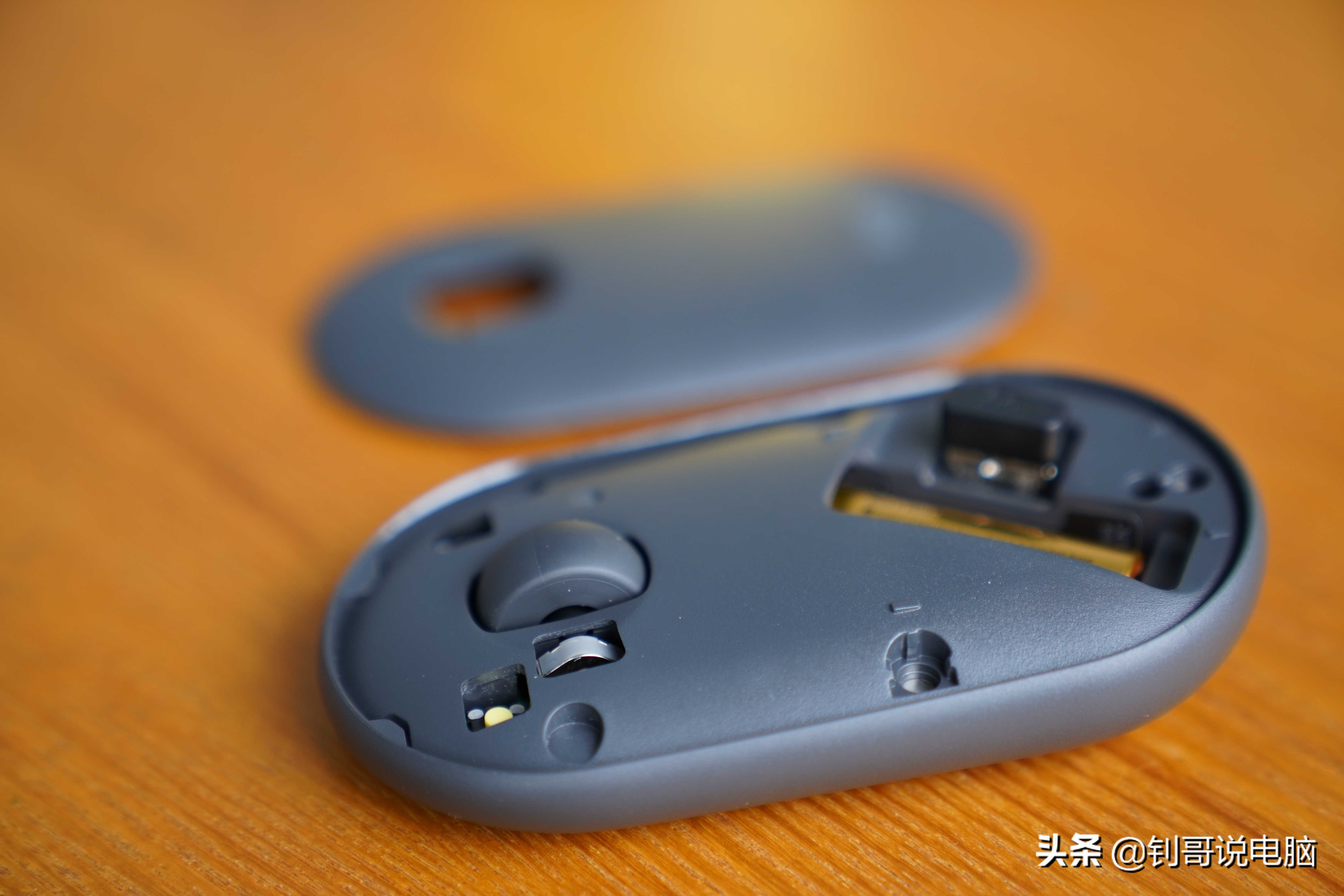 超可爱的罗技鹅卵石无线鼠标，你心动了吗？