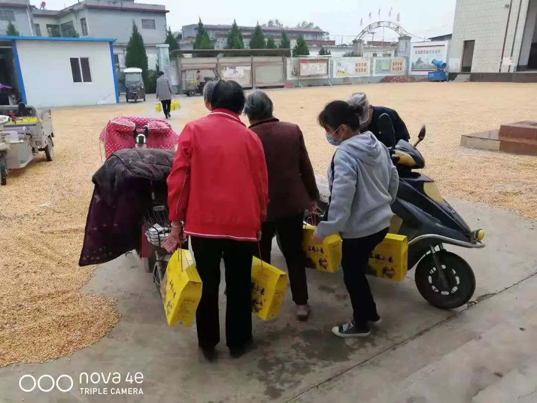 辉县市胡桥街道举办“我们的节日·重阳”系列文明实践活动