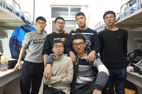 为啥大学宿舍到点就熄灯？学姐总结的这4点原因，解开你的疑惑