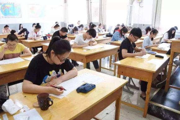 江苏高考分数线偏低遭质疑，又是数学惹的祸？葛大爷笑称不背锅