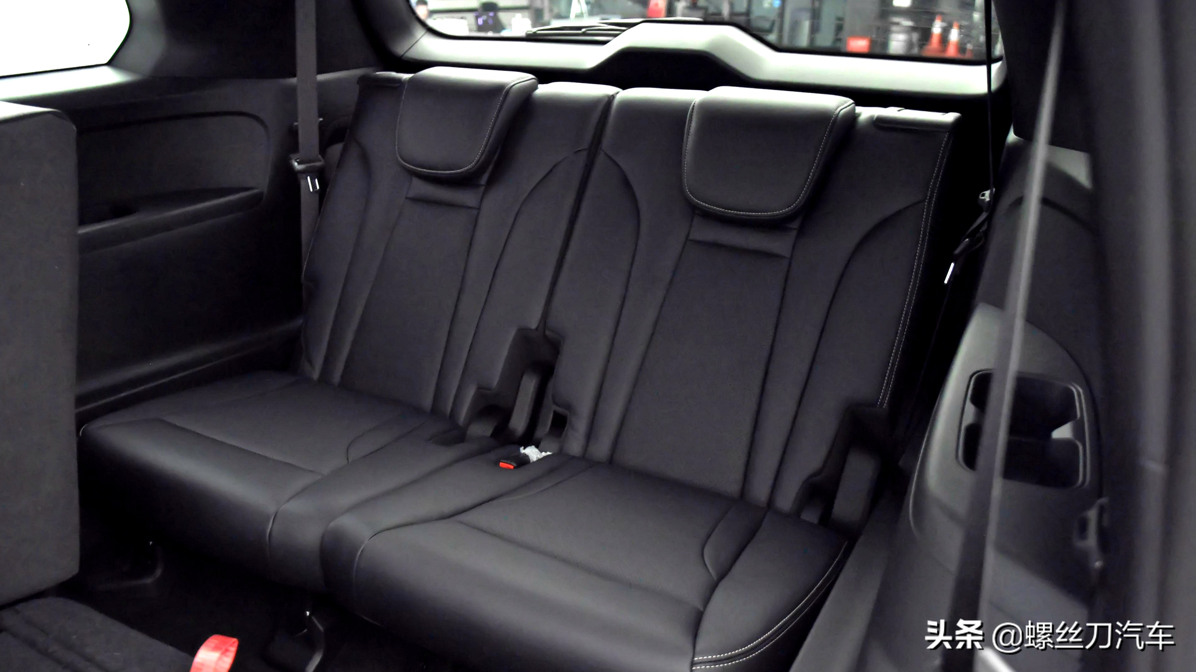 能和汉兰达媲美的中国SUV？传祺GS8预售：18.88万元起