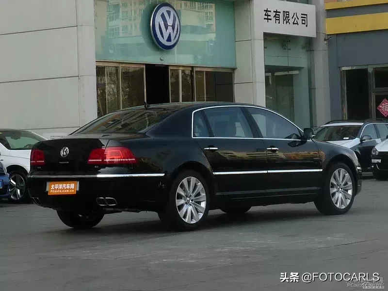 4座版大众辉腾6.0L W12实拍，售价241.2万，不是迈巴赫请绕路