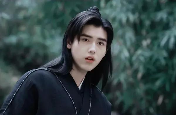 5位改回中国籍的名人，有当红明星，有偶像爱豆，有运动员