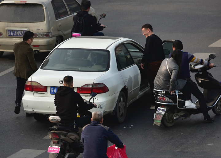 电动车、电动三轮车新规已确定？网友：终于不用担心“飞来横祸”