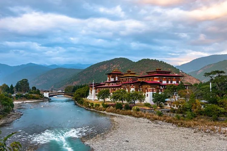 每天250美元，不丹真的值得游吗？