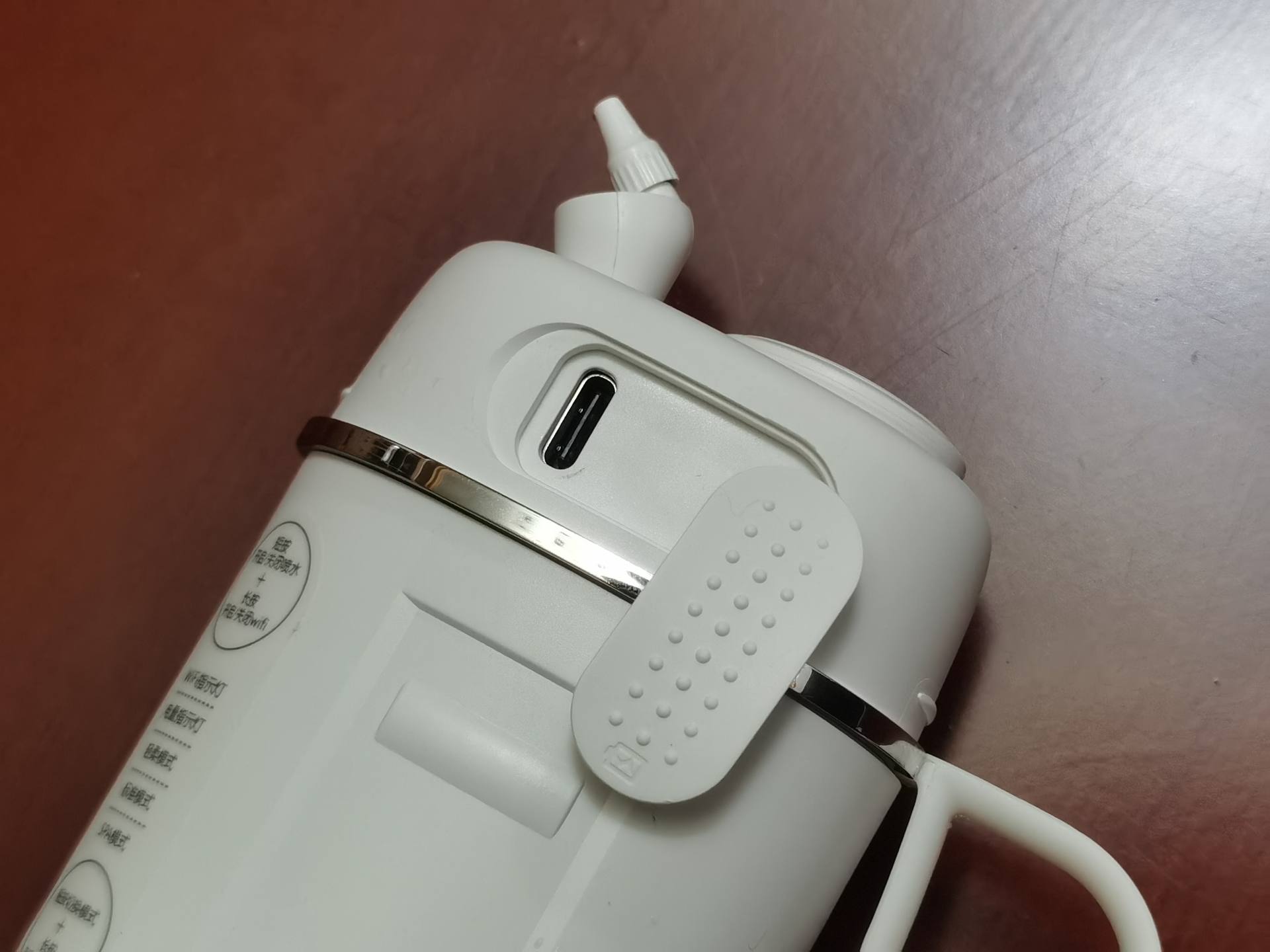 素诺冲牙器评测，练就内视绝学，重塑牙齿健康