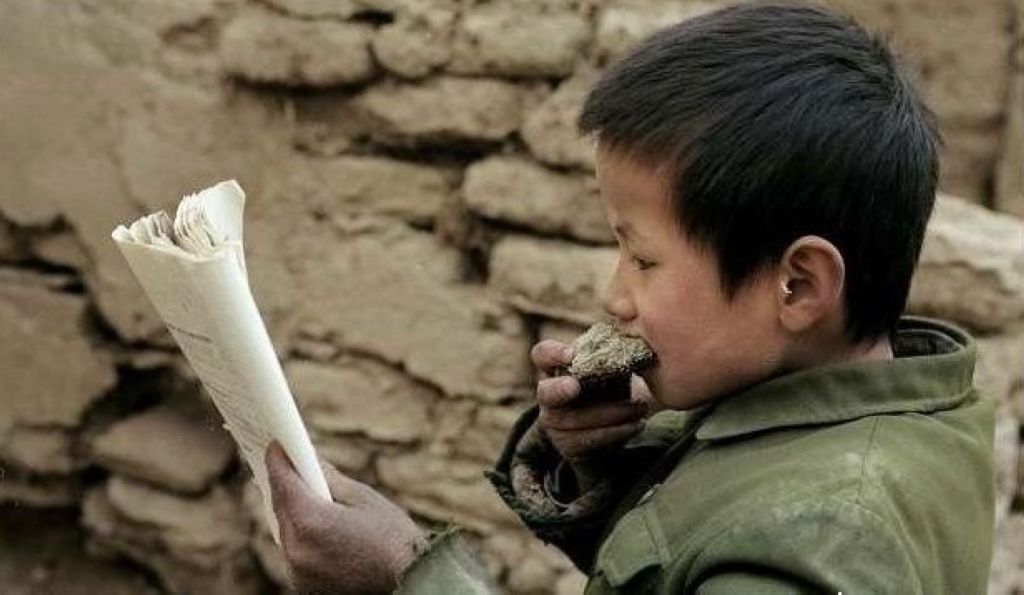 人口与教育：文盲率低、青少年占比增加、大学生2.18亿人的解读