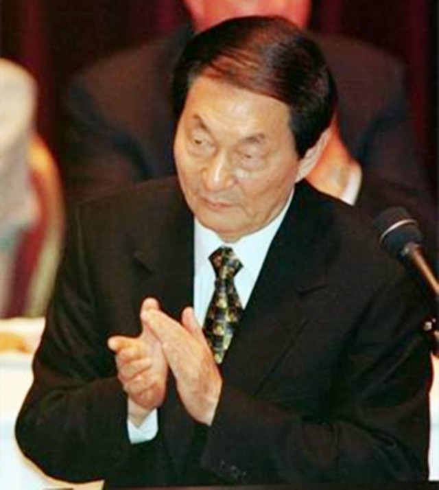 退休前后的朱镕基：一个老党员的党性