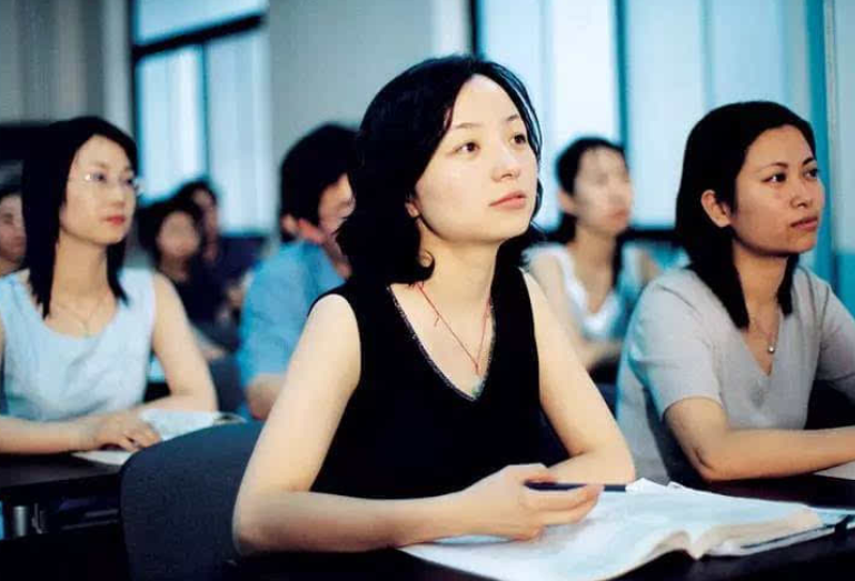 明明同样是高校，为何有大学和学院的区别，学生尽量要早知道