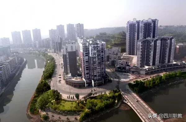 四川19个地市州56所单招院校，成都最吸引考生