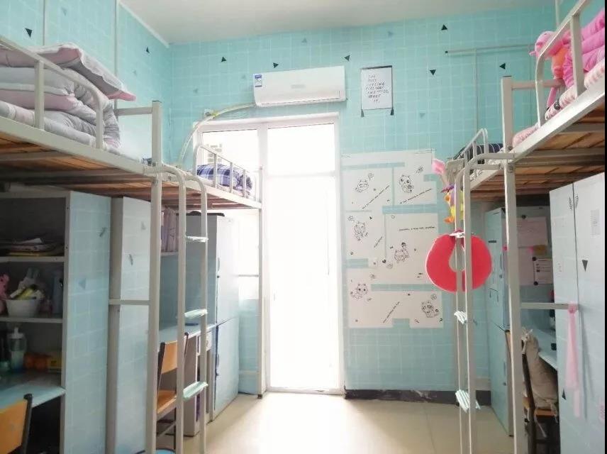 羡慕！独卫、空调配备，还有阳台！长江大学