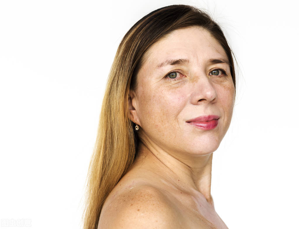 皮肤上的小肉球、小肉疙瘩是什么？不出意外，这4种可能性较大