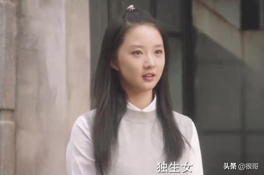 一生一世中的90后美女：白鹿模特出道，廖银玥是西南财经大学校花