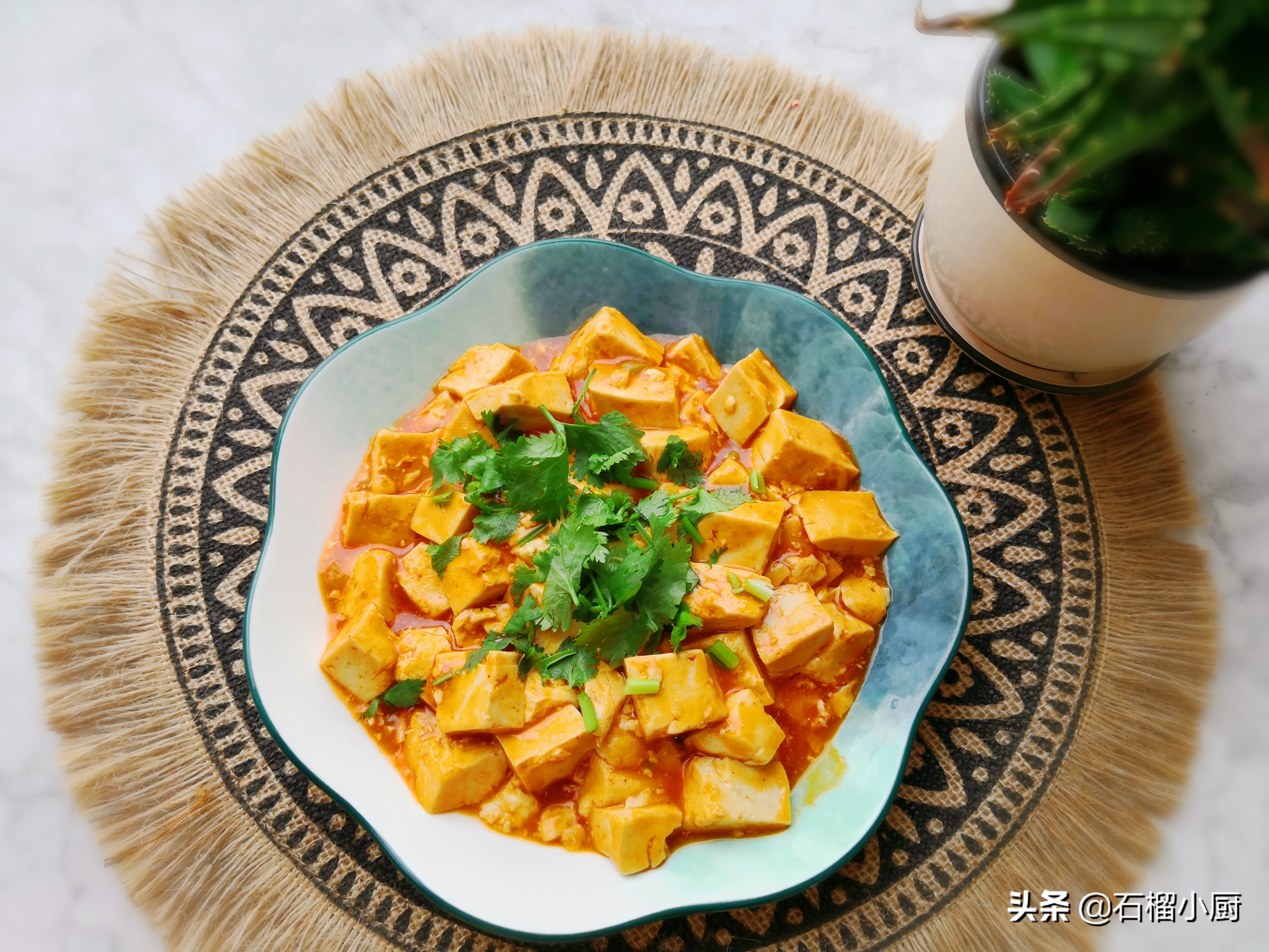 豆腐怎么做才好吃？麻辣鲜香开胃补钙，加一根它提味太多，太好吃