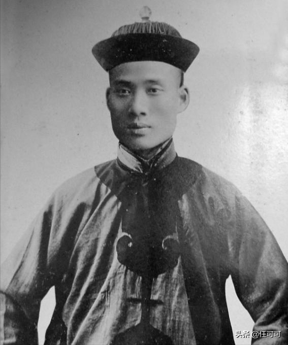 张伯苓：出身行伍，而立之年创南开系列学校，74岁被南开拒之门外