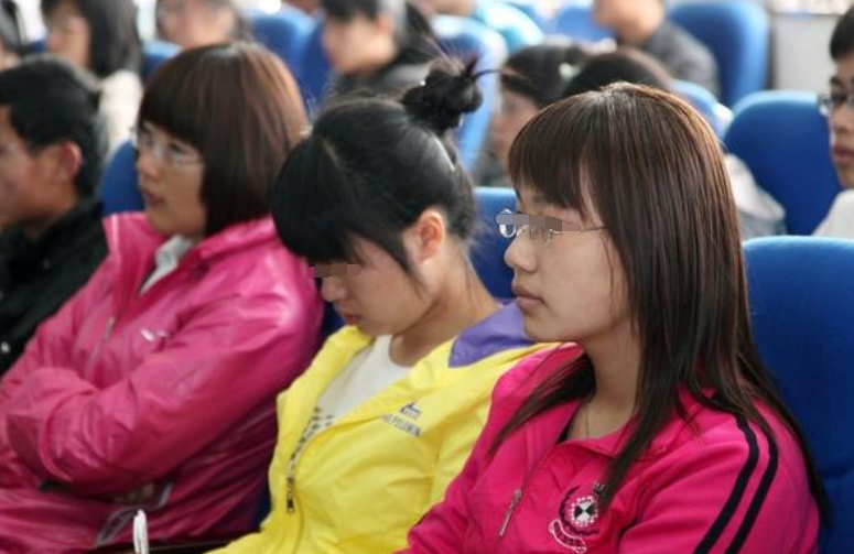 同是师范专业也分三六九等？“数英”是第一梯队，这4科难就业