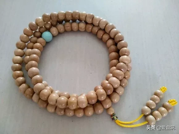 好看又不贵，但拉风！这17种小众手串，你玩过几种