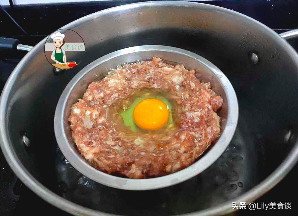 冬天，这蒸菜多做给孩子吃，简单一蒸10分钟出锅，营养好吃不上火