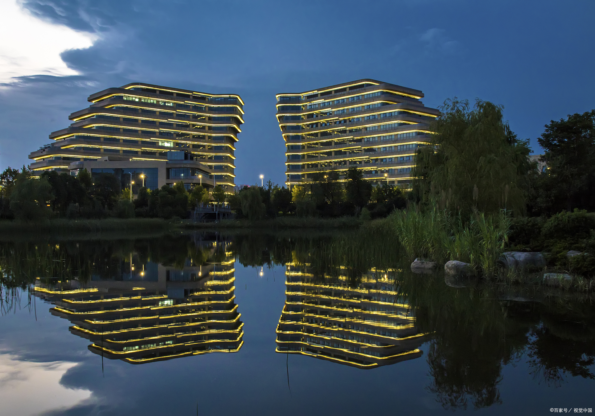 安徽师范大学遭学生放鸽子，多人属拔尖班，是嫌弃教师工资低？