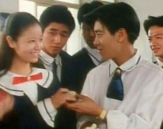 林志颖比赛发生车祸，右脚打4根钢钉，人气下滑和林心如分手