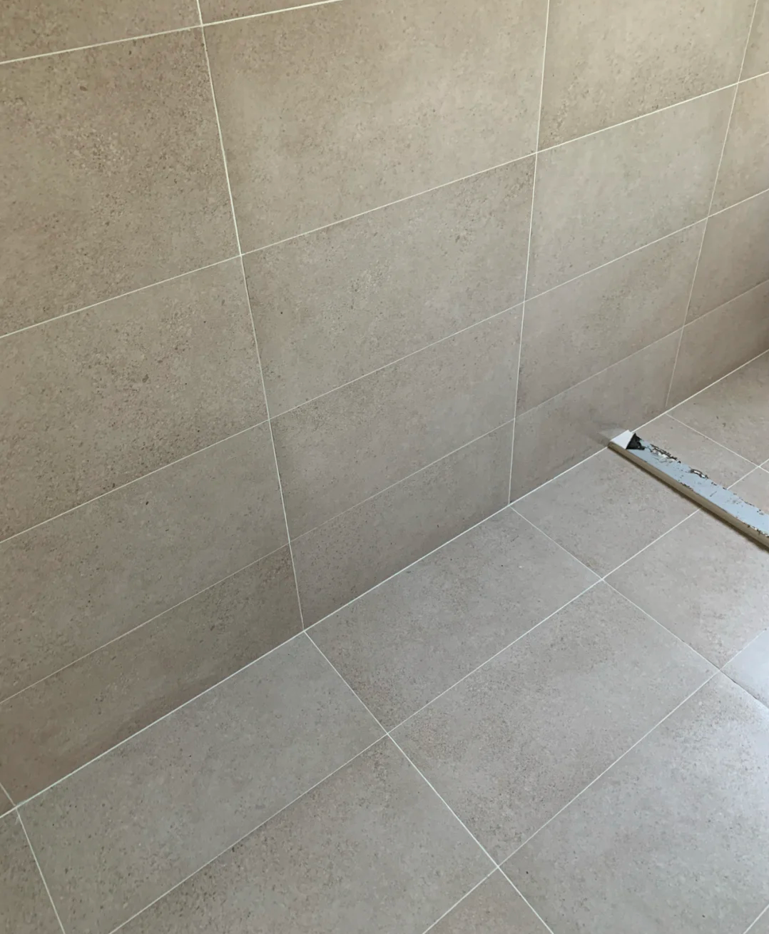 卫生间瓷砖快装修完了，含泪总结的这些细节，你一定要知道