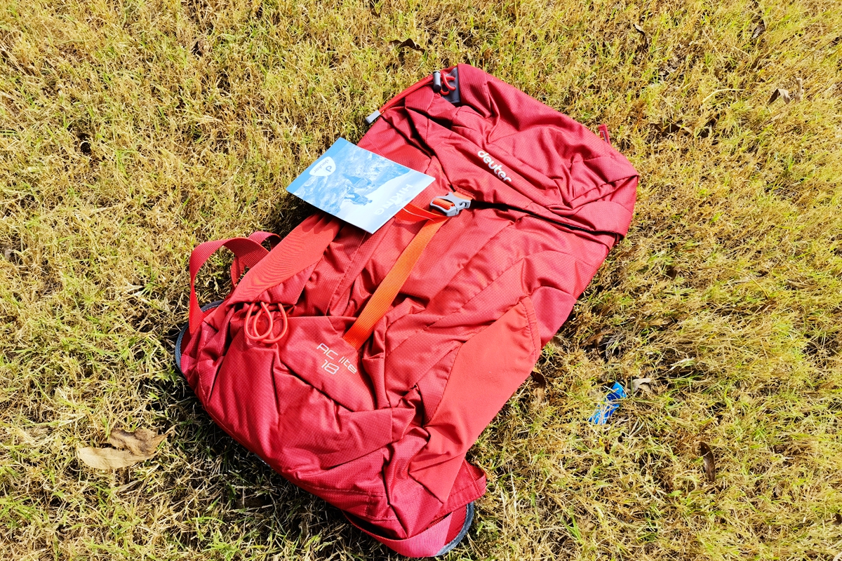 踏秋而行，穩(wěn)定背負(fù)，Deuter多特螢火蟲AC LITE18L