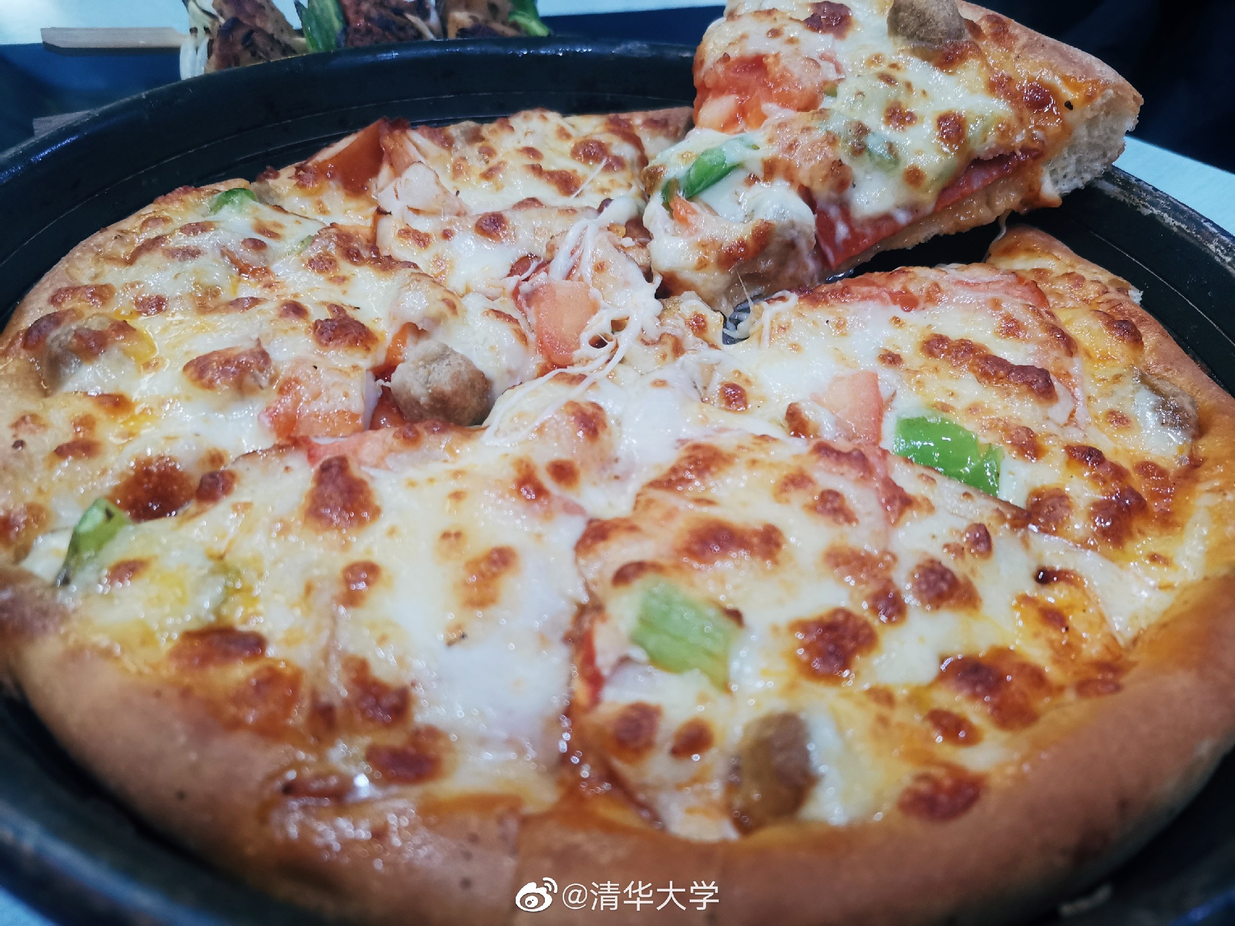 清华大学的伙食有多好？厨师年年外出学艺，为了吃，高考也值得拼