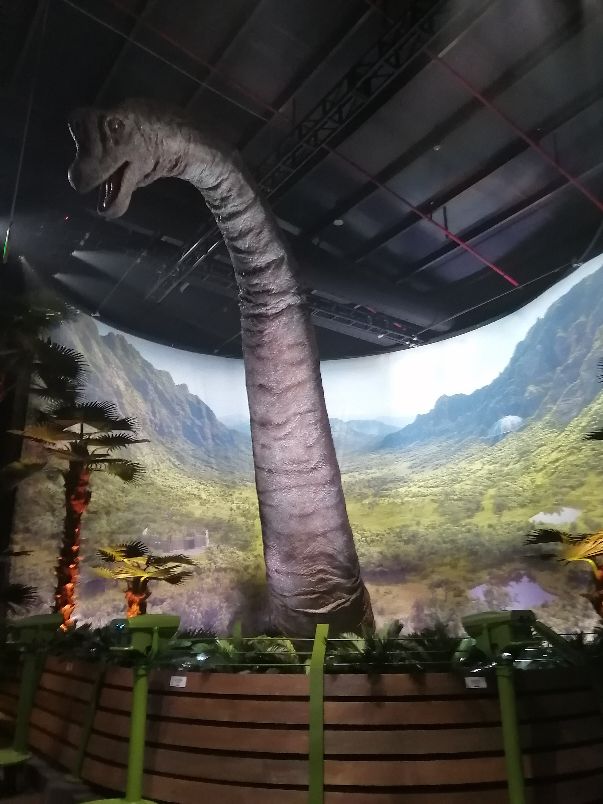 广州侏罗纪世界电影特展好看吗
