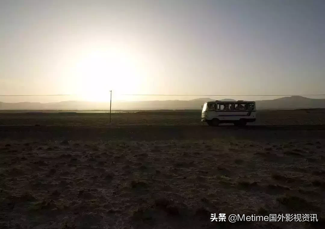 这部影片获得过三项国际大奖,影片泪点较多,建议观影时带上纸巾