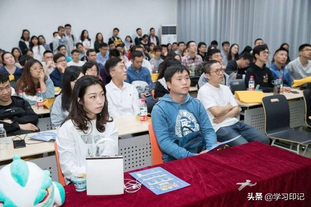 大学生“入党”需要具备哪些条件？从大一开始这样做，更容易成功