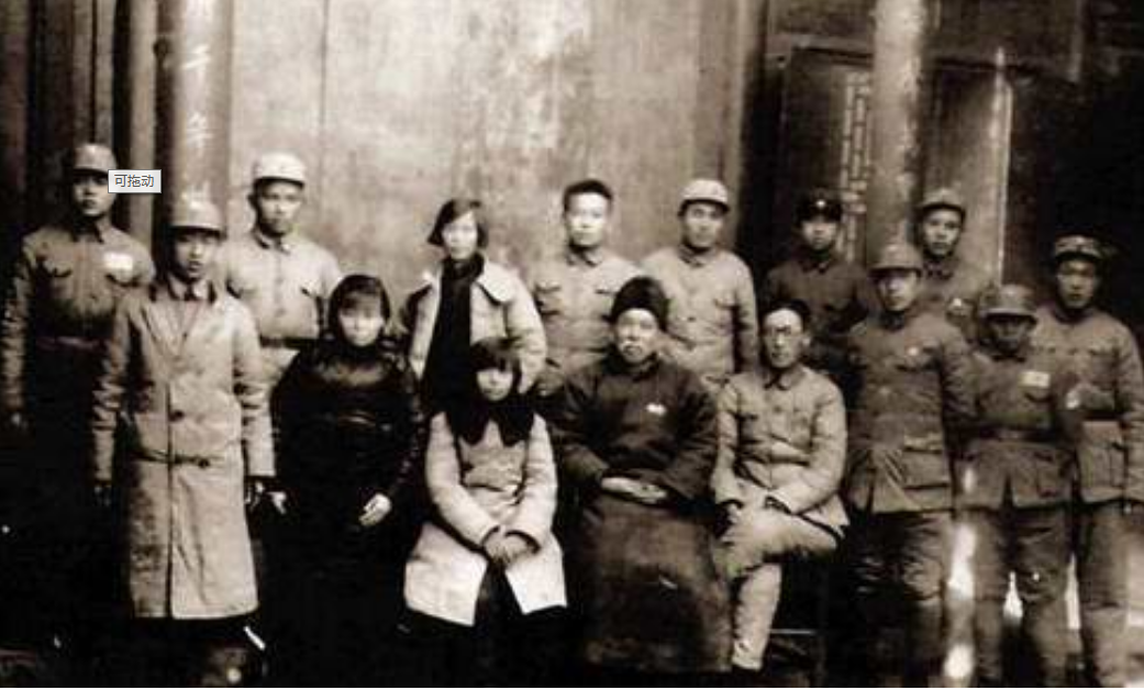 1949年一残疾乞丐求见刘伯承，声称是战友，为何被刘帅关进监狱？