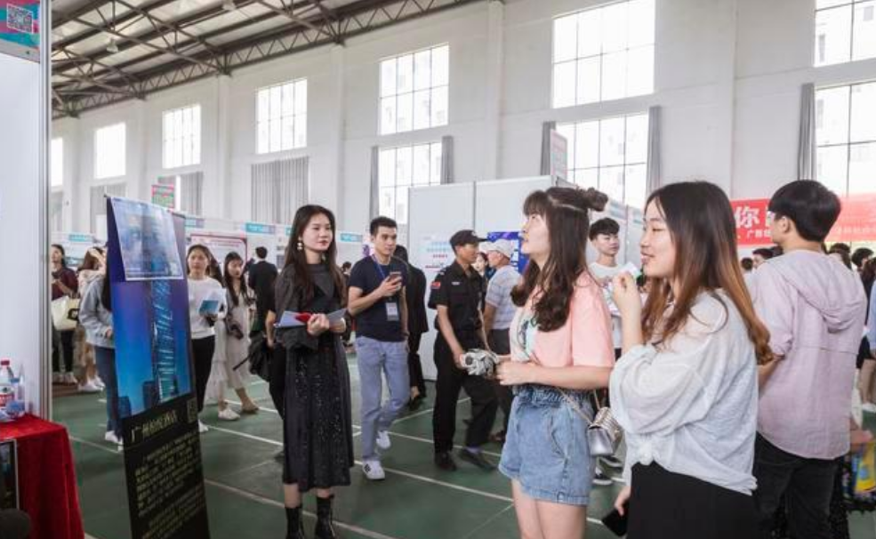 同样为大专院校，高等专科和职业技术学院的区别，差距不是一点点