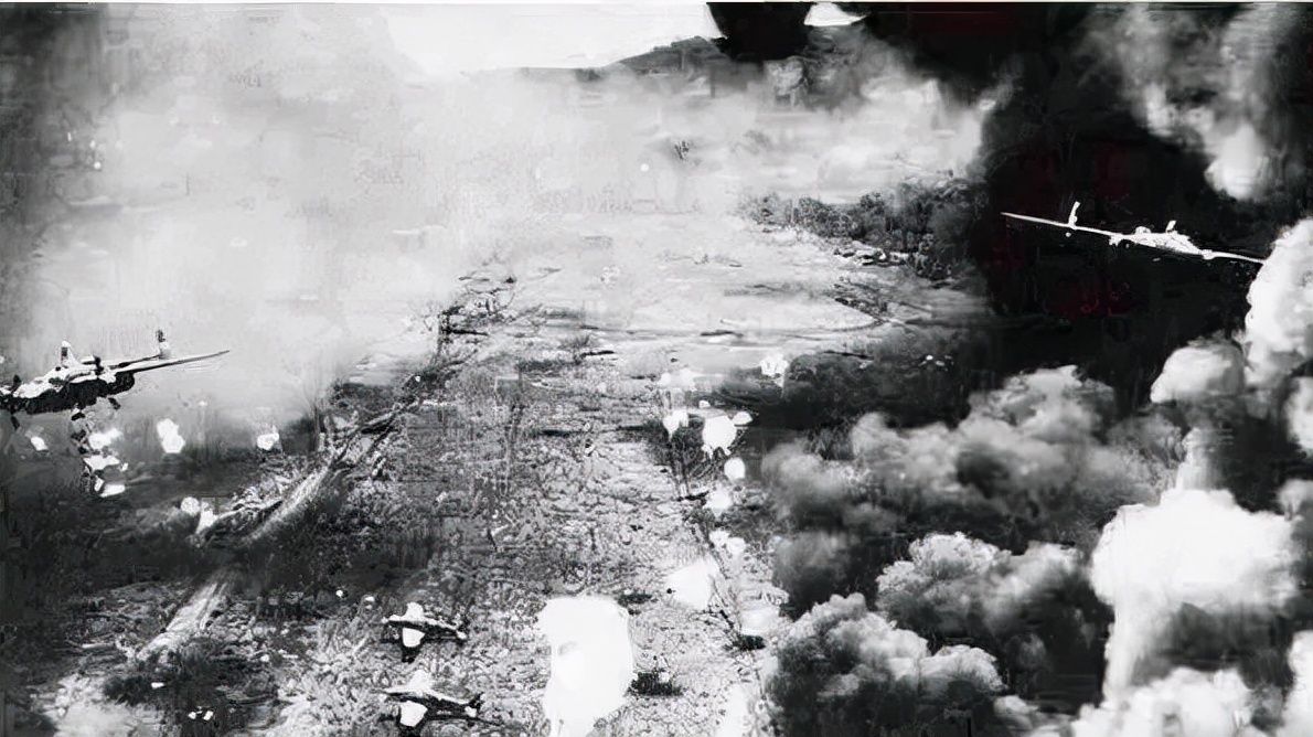 1944年，33个日本人，流落太平洋一座荒岛，荒诞的事情发生了