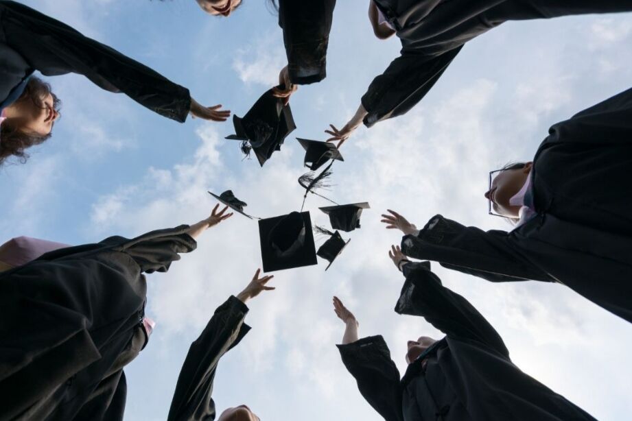 多所名校宣布，2022年起停招“学硕生”，非全日制也可能有大转变